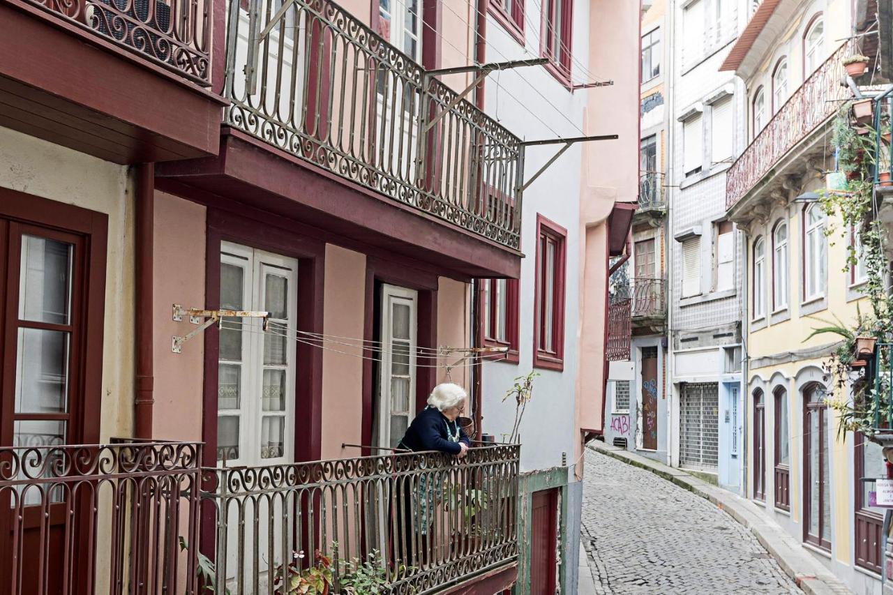 Lóios 1BR Flat Downtown by LovelyStay Porto Exterior foto