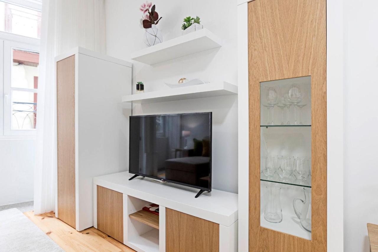 Lóios 1BR Flat Downtown by LovelyStay Porto Exterior foto