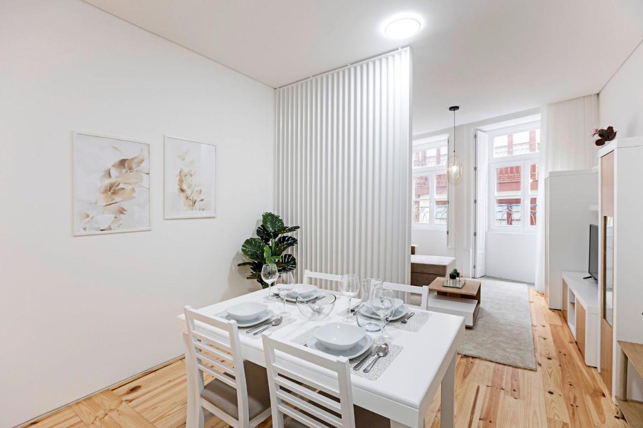 Lóios 1BR Flat Downtown by LovelyStay Porto Exterior foto