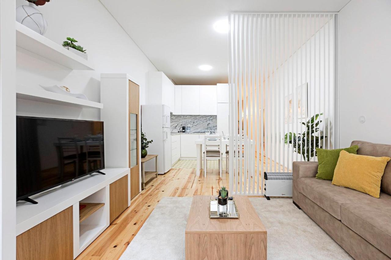 Lóios 1BR Flat Downtown by LovelyStay Porto Exterior foto